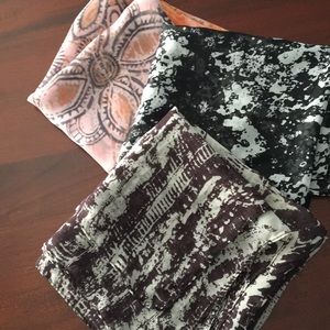 Patterned scarf bundle